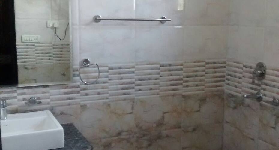 Hotel City Heart, Jammu 5